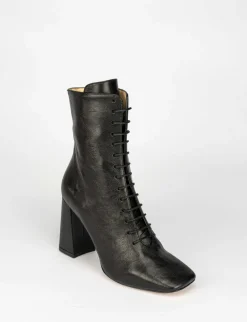 Stivale tronchetto tacco 9 cm nero