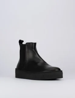 Stivale tronchetto tacco 1 cm nero pelle