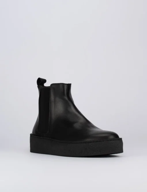 Stivale tronchetto tacco 1 cm nero pelle