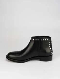 Stivale tronchetto tacco 2 cm nero