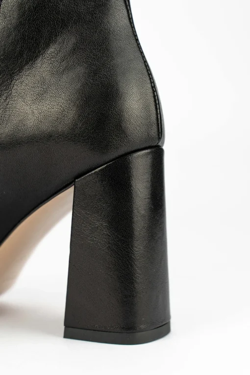 Stivale tronchetto tacco 9 cm nero
