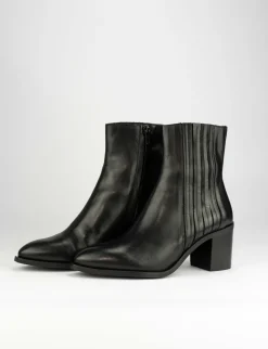 Stivale tronchetto tacco 7 cm nero