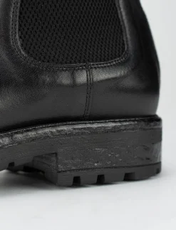 Stivale tronchetto tacco 1 cm nero