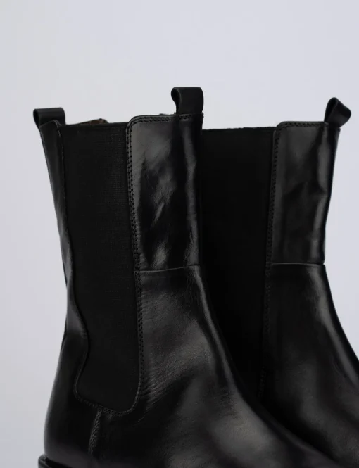 Stivale tronchetto tacco 1 cm nero pelle