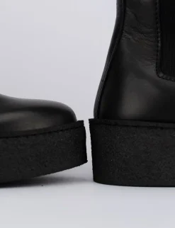 Stivale tronchetto tacco 1 cm nero pelle