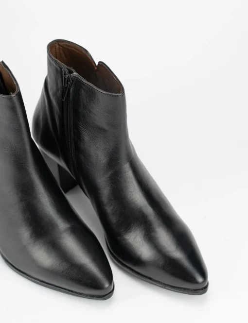 Stivale tronchetto tacco 5 cm nero
