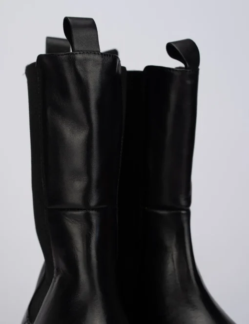 Stivale tronchetto tacco 1 cm nero pelle