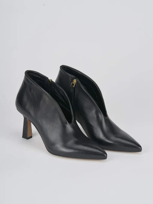 Stivale tronchetto tacco 6 cm nero pelle