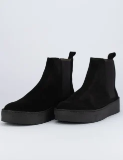 Stivale tronchetto tacco 1 cm nero camoscio