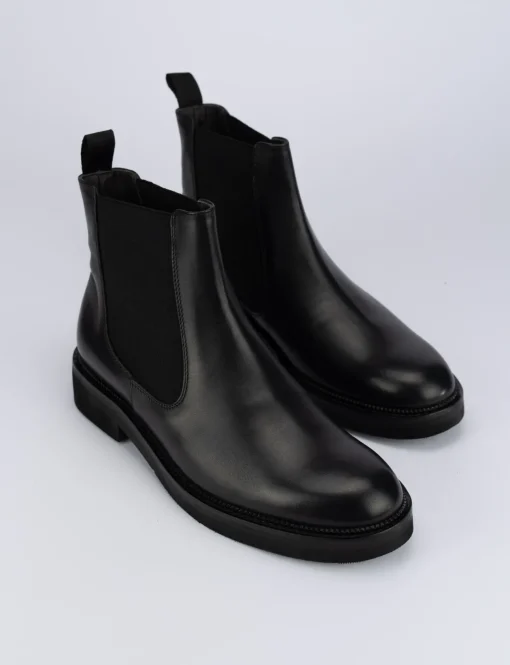 Stivale tronchetto tacco 2 cm nero pelle