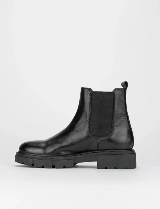 Stivale tronchetto zeppa 3 cm nero