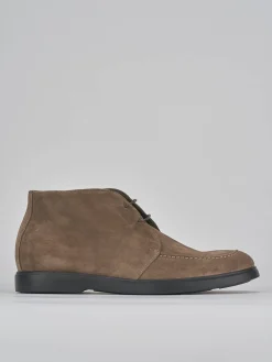 Stivaletti camoscio beige