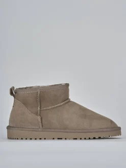Stivaletti camoscio beige