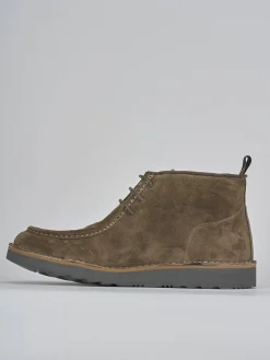 Stivaletti camoscio beige