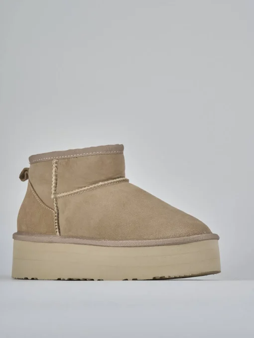 Stivaletti camoscio beige