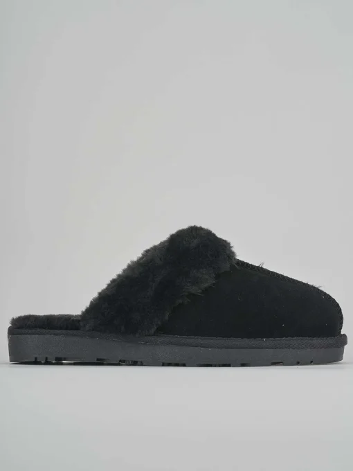 Stivaletti camoscio nero
