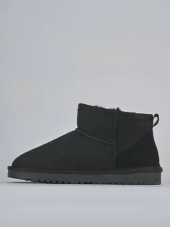 Stivaletti camoscio nero
