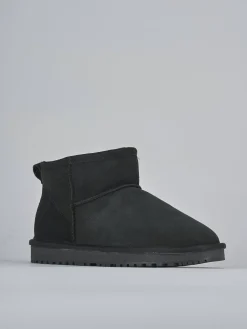 Stivaletti camoscio nero