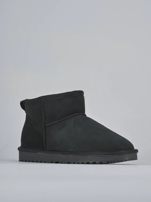 Stivaletti camoscio nero