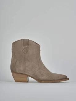 Stivaletti tacco 5cm camoscio beige