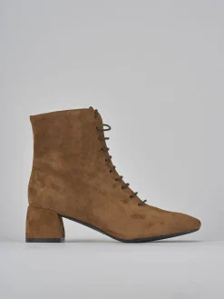 Stivaletti tacco 5cm camoscio marrone