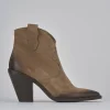 Stivaletti tacco 7cm camoscio beige