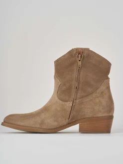 Stivaletti tacco 3cm camoscio beige