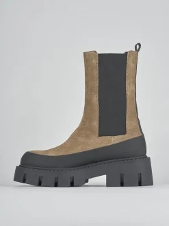 Stivaletti tacco 3cm camoscio beige