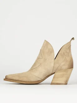 Stivaletti tacco 6cm camoscio beige