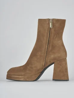Stivaletti tacco 7cm camoscio marrone