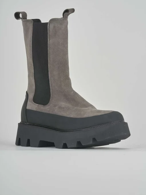 Stivaletti tacco 3cm camoscio beige