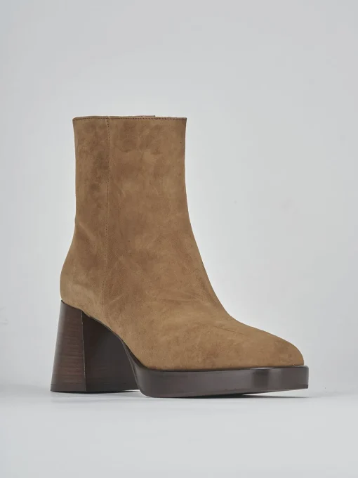 Stivaletti tacco 6cm camoscio marrone