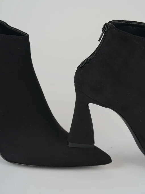 Stivaletti tacco 8cm camoscio nero