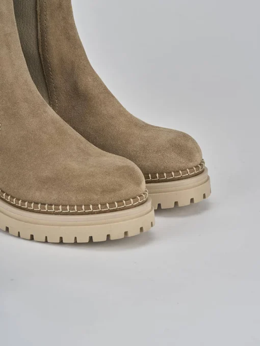 Stivaletti tacco 3cm camoscio marrone
