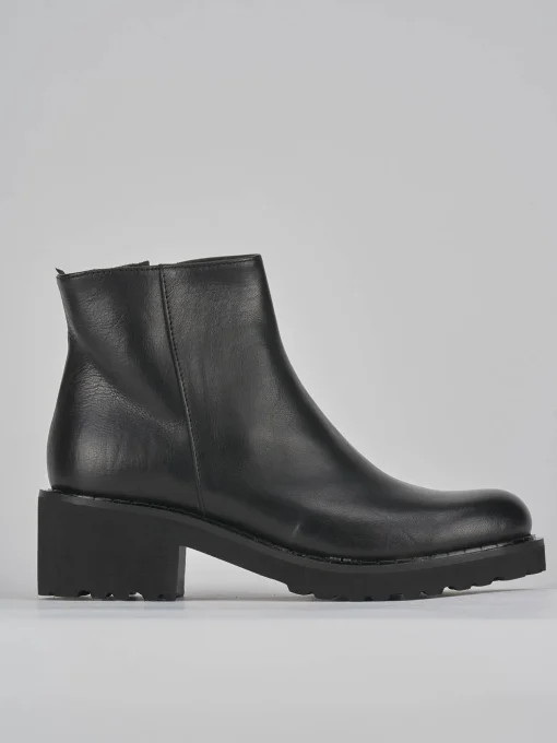 Stivaletti tacco 5cm pelle nero