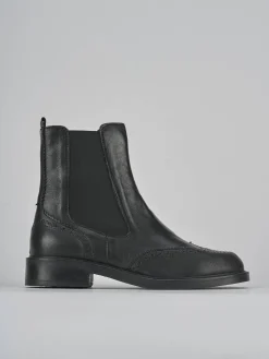 Stivaletti tacco 2cm pelle nero