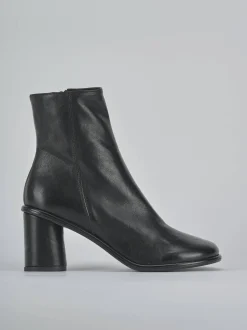 Stivaletti tacco 6cm pelle nero