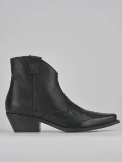 Stivaletti tacco 2cm pelle nero
