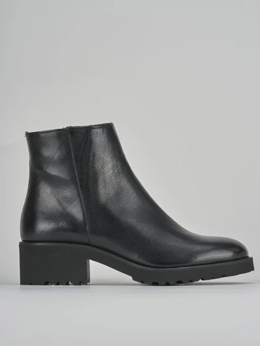 Stivaletti tacco 4cm pelle nero