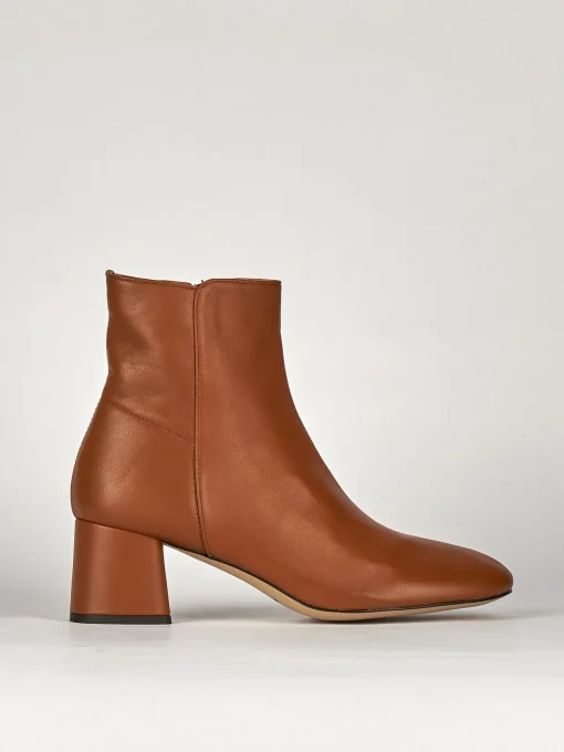 Stivaletti tacco 5cm pelle marrone