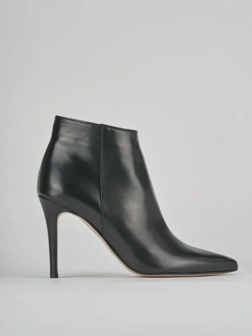 Stivaletti tacco 9cm pelle nero
