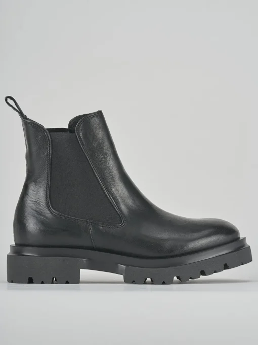 Stivaletti tacco 3cm pelle nero