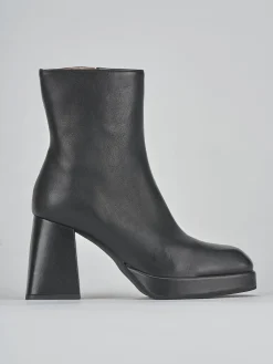 Stivaletti tacco 7cm pelle nero