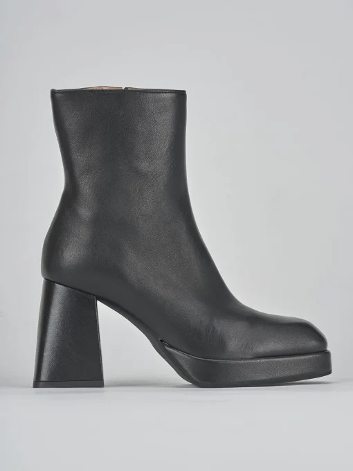 Stivaletti tacco 7cm pelle nero