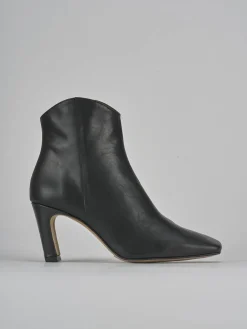Stivaletti tacco 7cm pelle nero