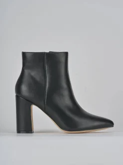 Stivaletti tacco 9cm pelle nero