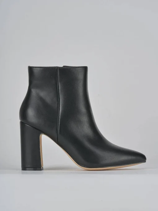 Stivaletti tacco 9cm pelle nero