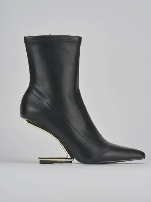 Stivaletti tacco 7cm pelle nero