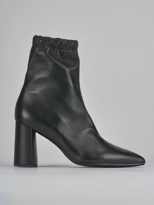 Stivaletti tacco 8cm pelle nero
