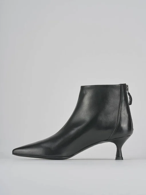 Stivaletti tacco 5cm pelle nero
